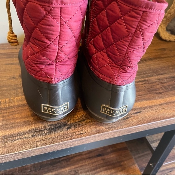 Sperry Top-Sider Saltwater Quilted Duck Boots Womens Wine Black size 9.5 - Picture 7 of 8